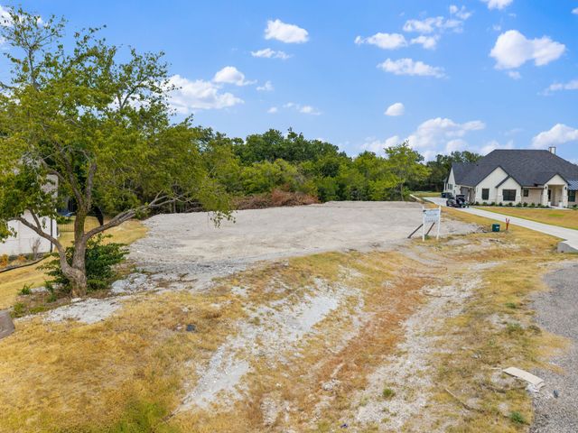 217 Avery Lane, Gunter, TX 75058