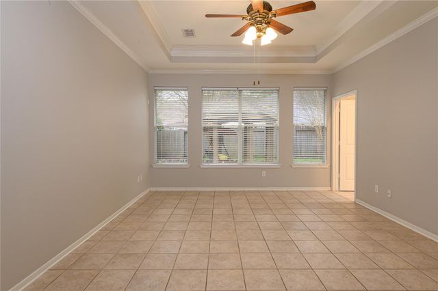 58 S Plum Crest Circle, Spring, TX 77382