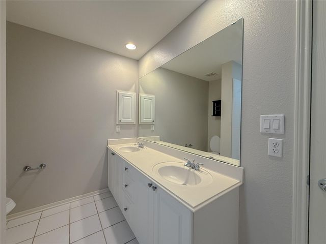 58 S Plum Crest Circle, Spring, TX 77382