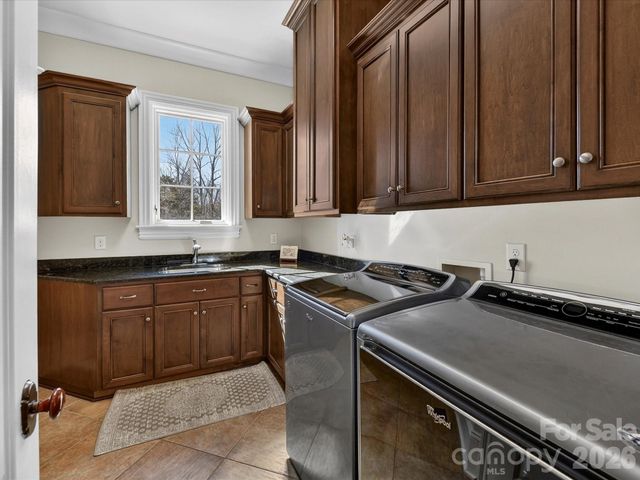 10158 Enclave Circle, Concord, NC 28027