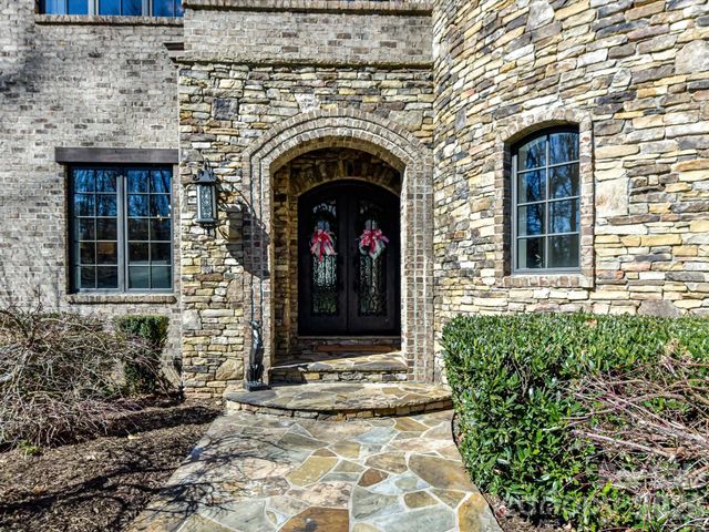 10158 Enclave Circle, Concord, NC 28027