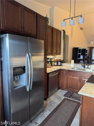181 Grand Oaks WAY Q203, Naples, FL 34110