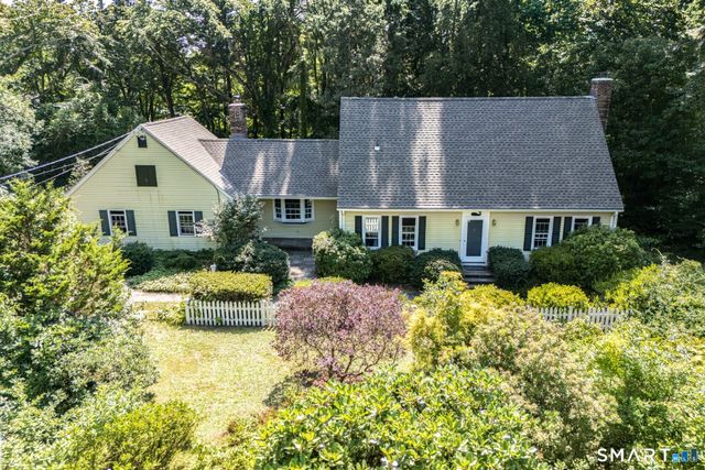 85 Dean Road, East Lyme, CT 06333