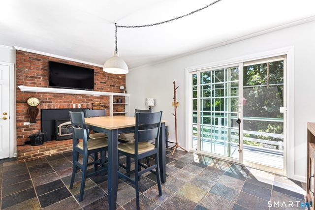 85 Dean Road, East Lyme, CT 06333