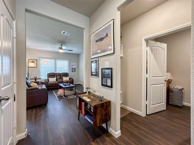 19115 Shoreside Terrace Drive, Manvel, TX 77578