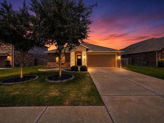 19115 Shoreside Terrace Drive, Manvel, TX 77578