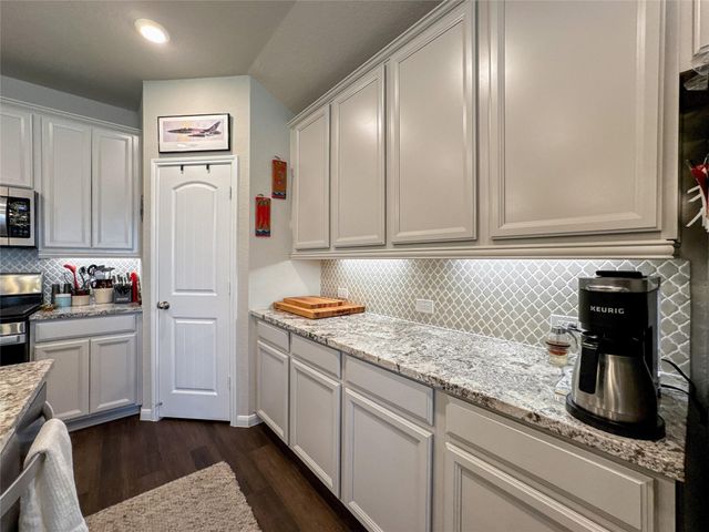 19115 Shoreside Terrace Drive, Manvel, TX 77578