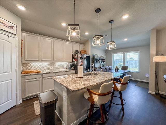 19115 Shoreside Terrace Drive, Manvel, TX 77578