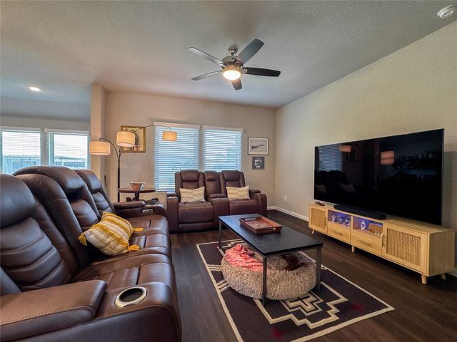 19115 Shoreside Terrace Drive, Manvel, TX 77578