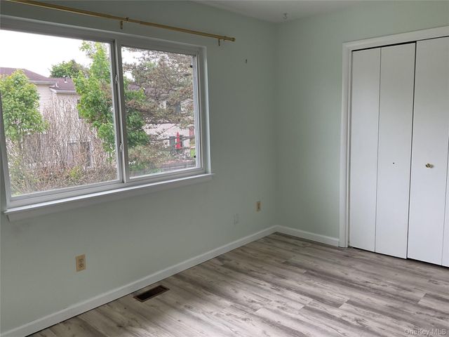 276 Temple Hill Road 303, New Windsor, NY 12553