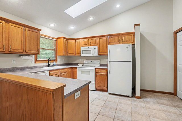 1498 Estero Drive, Portage City, MI 49002