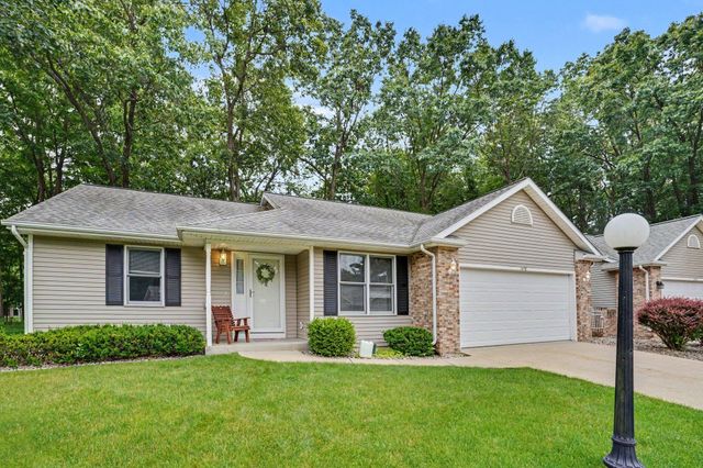 1498 Estero Drive, Portage City, MI 49002