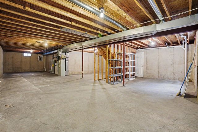 1498 Estero Drive, Portage City, MI 49002