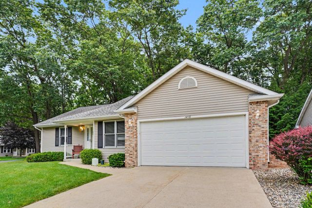 1498 Estero Drive, Portage City, MI 49002