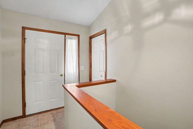 1498 Estero Drive, Portage City, MI 49002
