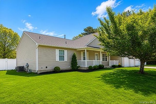 11 Winterberry Drive, Middle Island, NY 11953