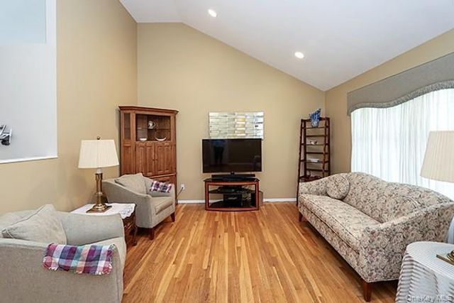 11 Winterberry Drive, Middle Island, NY 11953