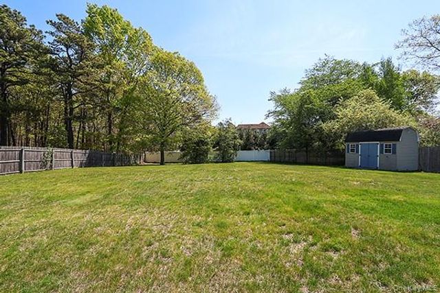 11 Winterberry Drive, Middle Island, NY 11953