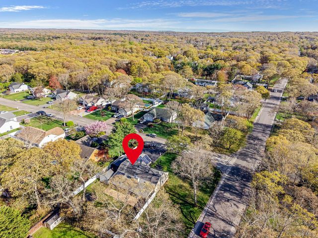 19 Ascot Place, Coram, NY 11727
