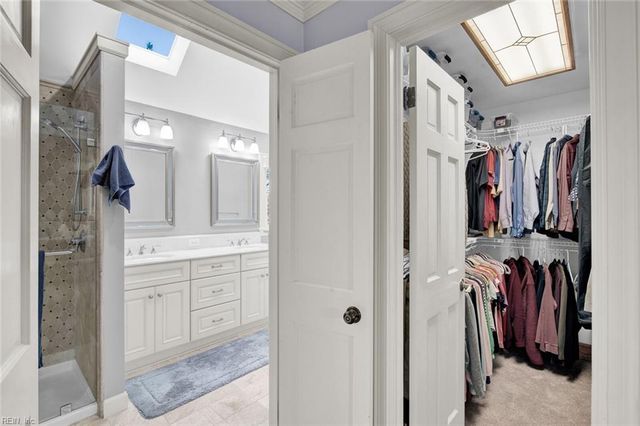 621 Wickwood DR, Chesapeake, VA 23322