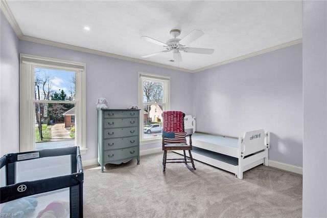 621 Wickwood DR, Chesapeake, VA 23322