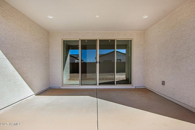 23724 N 165th Drive, Surprise, AZ 85387