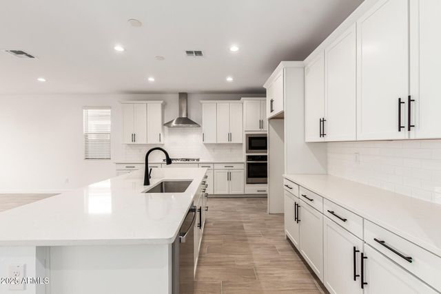 23724 N 165th Drive, Surprise, AZ 85387