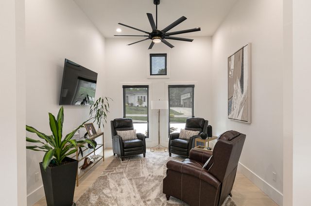 874 E Kenmare Court, Nixa, MO 65714