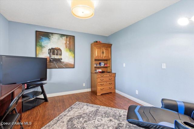 9184 N Finucane DR, Hayden, ID 83835