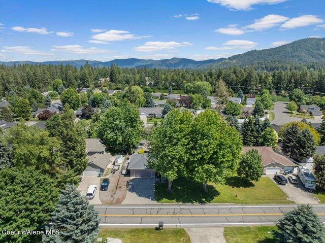 9184 N Finucane DR, Hayden, ID 83835