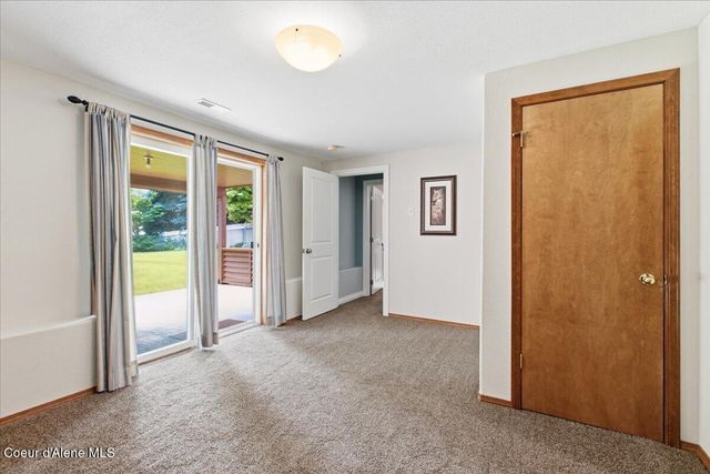 9184 N Finucane DR, Hayden, ID 83835