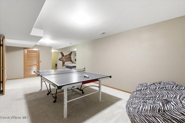 9184 N Finucane DR, Hayden, ID 83835