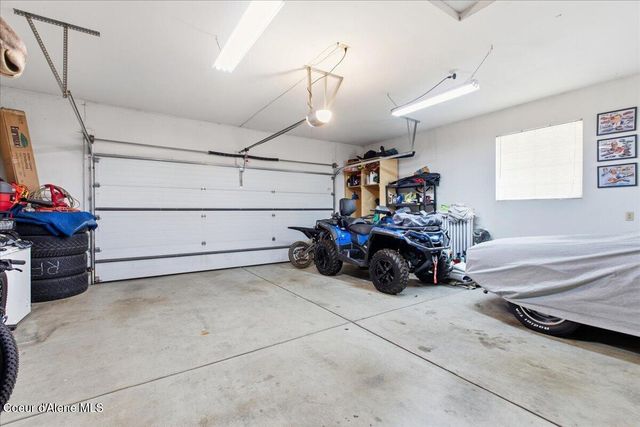 9184 N Finucane DR, Hayden, ID 83835