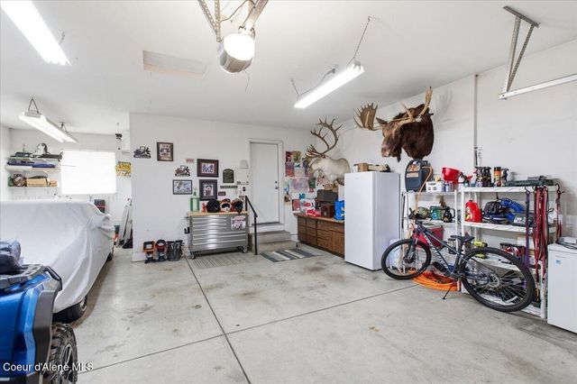 9184 N Finucane DR, Hayden, ID 83835