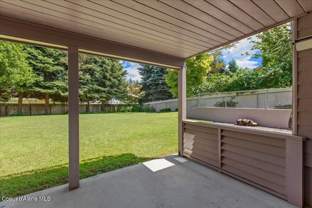 9184 N Finucane DR, Hayden, ID 83835