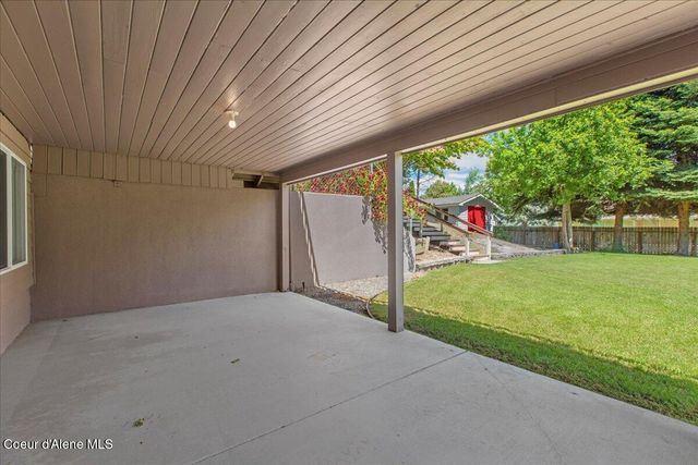 9184 N Finucane DR, Hayden, ID 83835