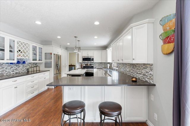 9184 N Finucane DR, Hayden, ID 83835