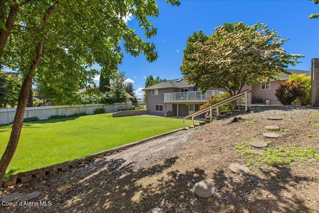9184 N Finucane DR, Hayden, ID 83835