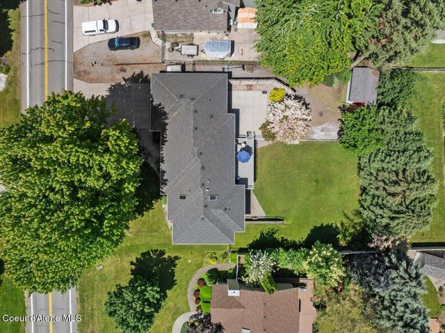 9184 N Finucane DR, Hayden, ID 83835