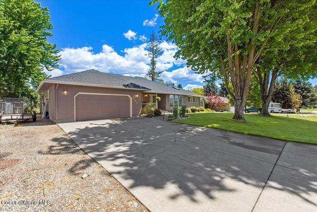 9184 N Finucane DR, Hayden, ID 83835