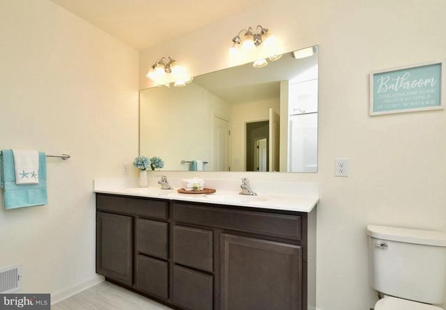 20 CLIFF DR, Felton, DE 19943