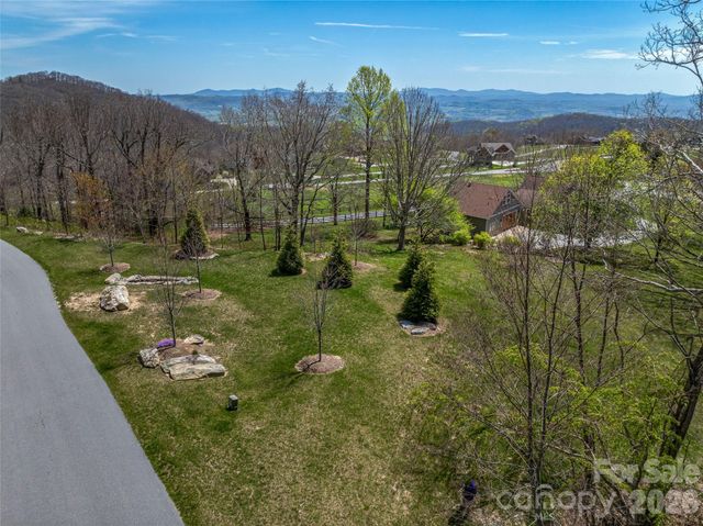 88 Autumn Ridge Lane 66, Hendersonville, NC 28792