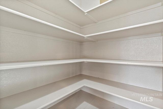 3636 S Wood River Ave, Nampa, ID 83686