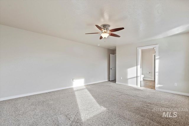 3636 S Wood River Ave, Nampa, ID 83686