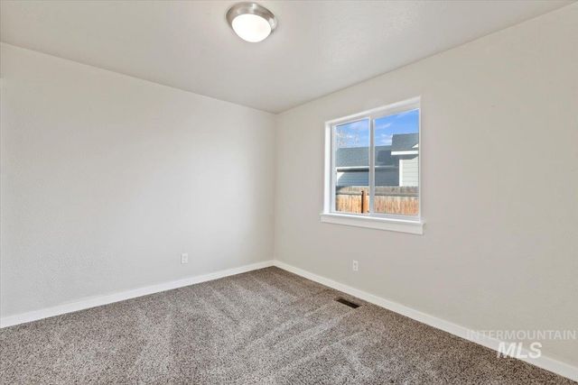 3636 S Wood River Ave, Nampa, ID 83686