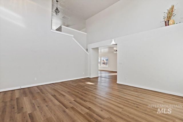 3636 S Wood River Ave, Nampa, ID 83686