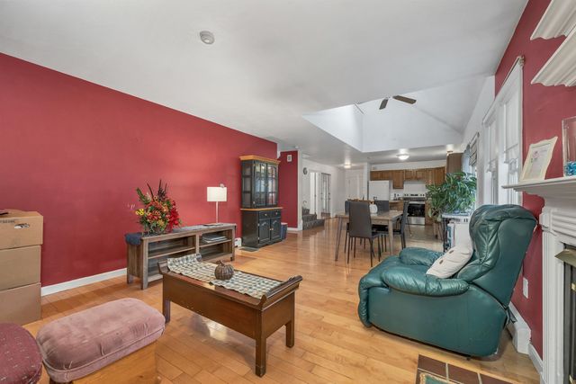 1480 Old North Main St Unit 6, Laconia, NH 03246