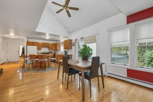 1480 Old North Main St Unit 6, Laconia, NH 03246