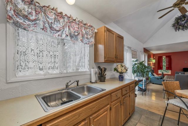 1480 Old North Main St Unit 6, Laconia, NH 03246