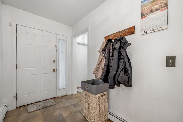 1480 Old North Main St Unit 6, Laconia, NH 03246